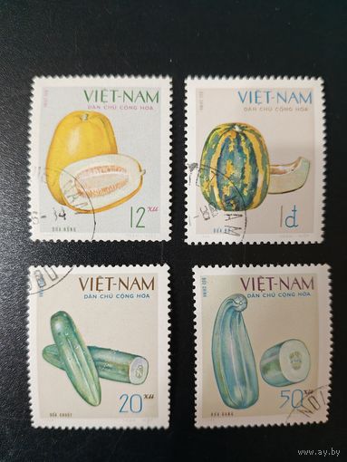 РАСПРОДАЖА КОЛЛЕКЦИИ. Вьетнам. марки "овощи"