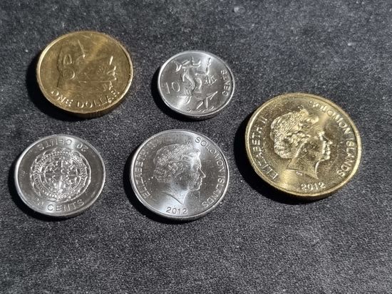 Соломоновы острова лот монет 10,20,50 центов 1,2 доллара 2012 Unc