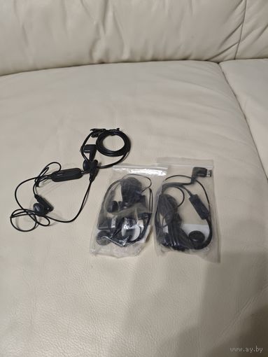 Наушники к кнопочным телефонам Samsung