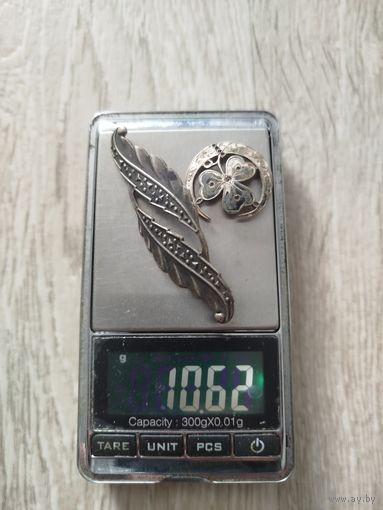 2 серебряных предмета,царской России,брошька и заколка для волос,под реставрацию заколок,с рубля