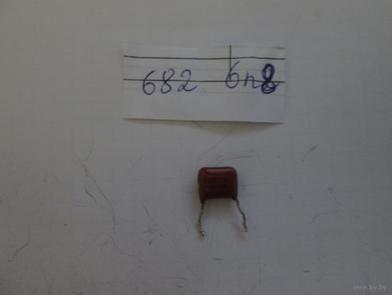 Конденсатор 6n8.