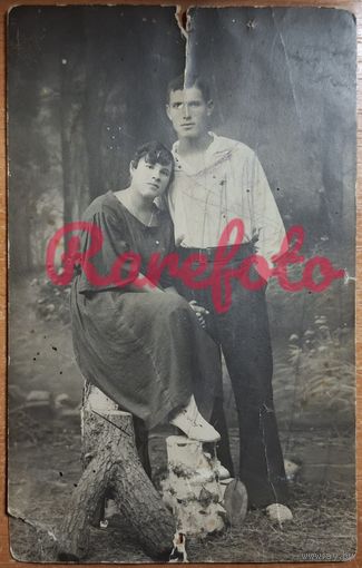 1910-е Открыточный формат от брата Михаила сестре студийное фото типажи ретро