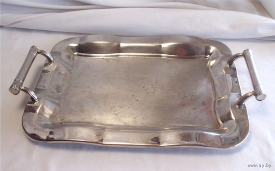 Поднос сервировочный с ручками 41 х 26 см