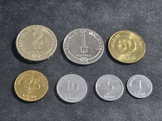 Мальдивы 1,5,10,25,50 лари 1руфия ,2 руфии 2005-2012 Unc