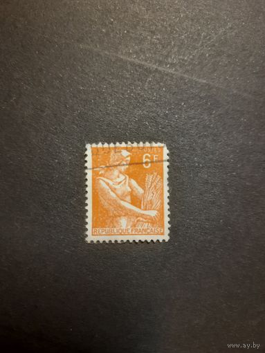 Франция. Стандарт. 1957г. гашеная