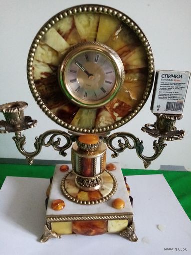 Часы каминные с подсвечниками