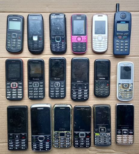 Мобильники кнопочные NOKIA и др. 18 штук