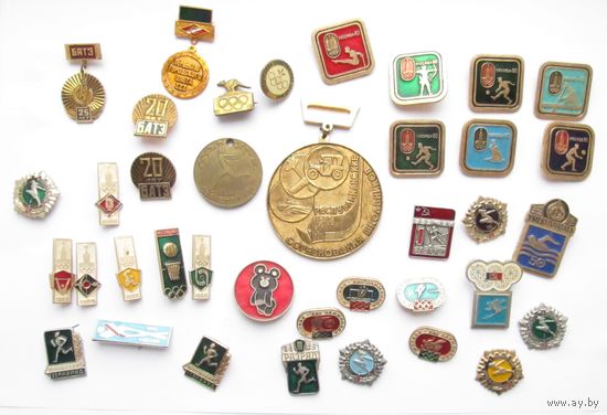 Все лоты с рубля.Значки спорт,СССР