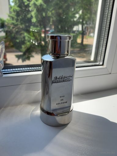Оригинальная редкая бутылочка от духов HUGO BOSS