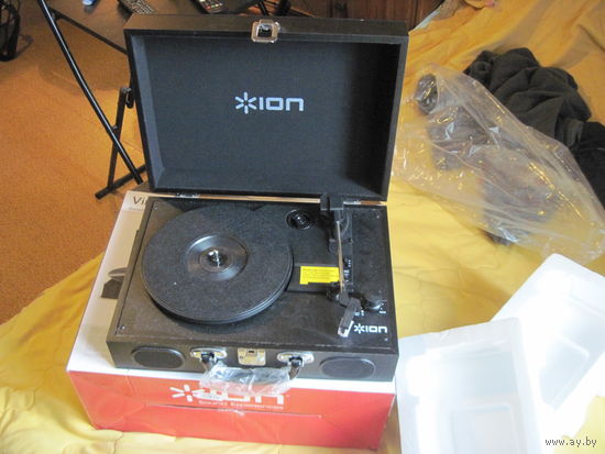 Проигрыватель ION Audio Vinil Transport.