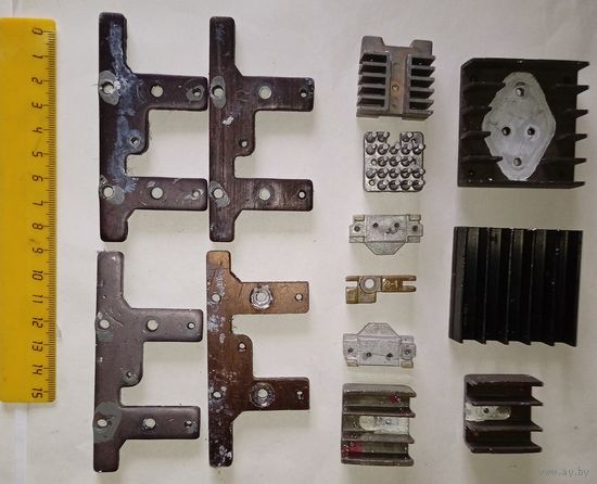 Радиаторы охлаждения. 13 шт. Одним лотом.