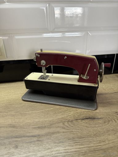 Детская швейная машинка МШДМ СССР