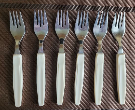 Вилки, нержавеющая сталь, бакелит, Давыдковский завод "Заря", 6 шт. одним лотом.