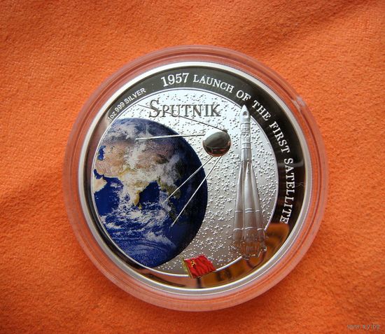 2 доллара 2007. Фиджи. Спутник. СССР. 50-летие запуска первого спутника земли. Серебро 999