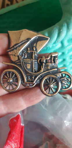 Ретро автомобиль, накладка. СССР.