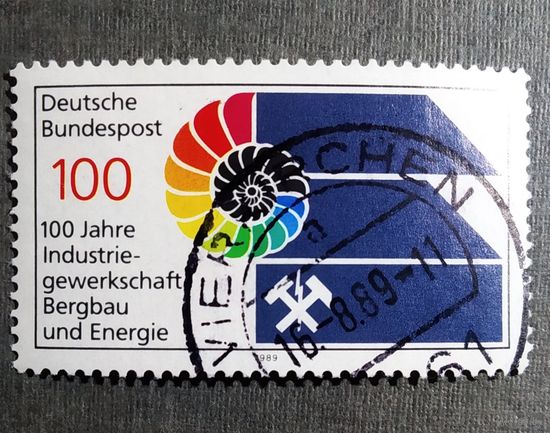 Марка Германия 1989 год 100 лет Промышленному союзу