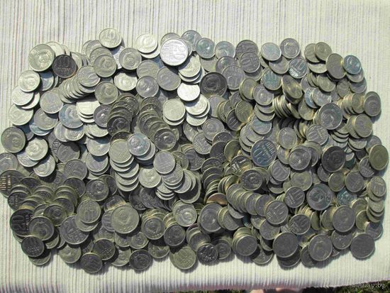 1995 грамм белых монет СССР заливные