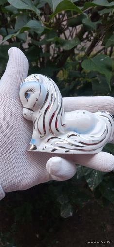 КОЛЛЕКЦИОННАЯ ФАРФОРОВАЯ СТАТУЭТКА ЛОШАДКА  ДОБРУШ ОРИГИНАЛ  .  Распродажа Коллекции !!! . Экспресс  Аукцион не с рубля без МПЦ и прочего 3 ДНЯ  .Много лотов в продаже .