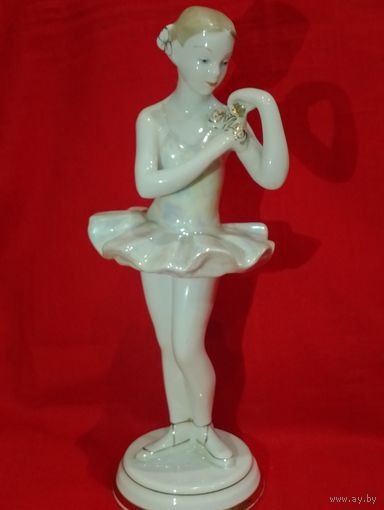 Балерина с цветком, Вербилки, Фарфор,в Люксе!!!не частая в сохране статуэтка, без Минимальной цены