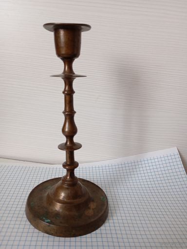 Подсвечник