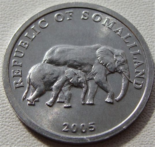 Сомалиленд. 5 шиллингов 2005 год  КМ#19  "Слон и слоненок"