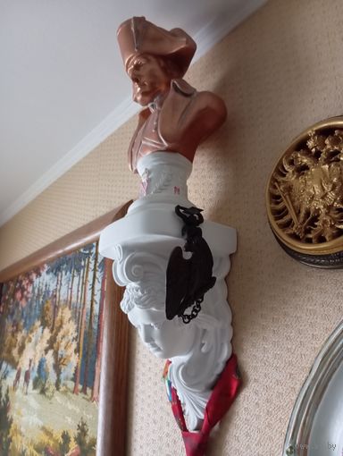 - Бюст Наполеон-Бонапарт I с пьедесталом + Подвес Бронза Гвардии Наполеона-Бонапарта I  1804-1915 гг для стакана под флаг и малого барабана