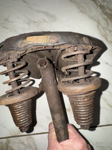 Седло велосипедное.