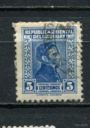 Уругвай - 1936/1944 - Генерал Артигас 5C - [Mi.548] - 1 марка. Гашеная.  (Лот 41ED)-T2P4