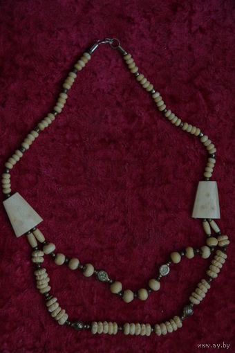 Бусы натуральная кость  61 см