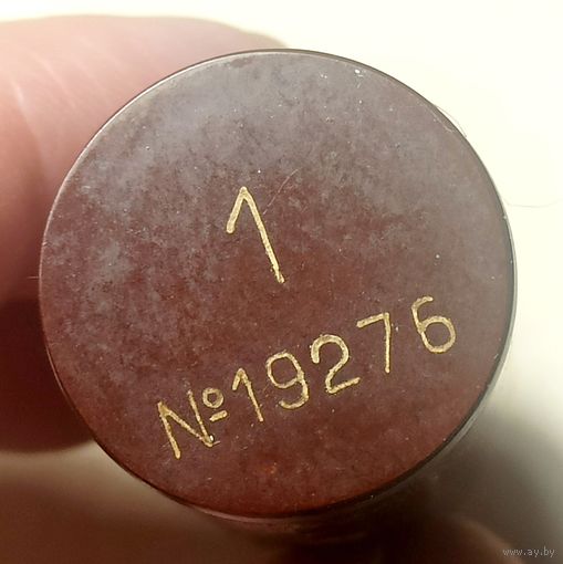 Кварцевый резонатор 1. 19276. Радиолампа. Радио лампа кварц