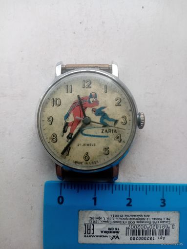 ЧАСЫ ЗАРЯ СССР (673501)