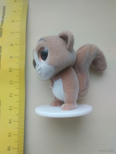 Фигурка зверька