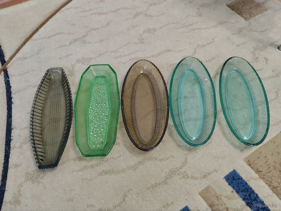 Селедтчницы СССР 5 шт цветное стекло