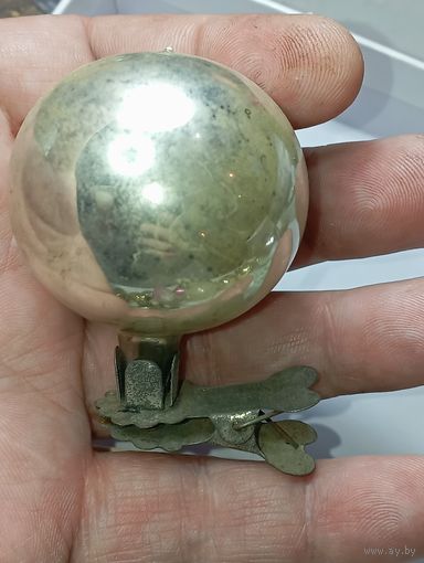 Наконечник на ёлку , винтаж , стекло , Шарик , СССР . С рубля.