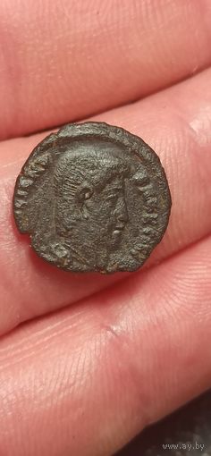 Юлиан II в роли Цезаря. AE Follis 355-360 н.э