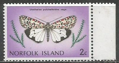 Норфолк. Бабочка Медведица точечная. 1976г. Mi#185.