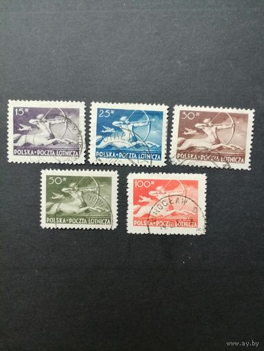 Польша 1948 Неполная серия марок "Кентавр" (гашение без клея, следы наклеек) Mi.479-482,484 каталог 2.70 евро