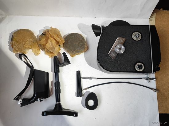 Кинокамера Красногорск 3 - без объектива. Рабочая.