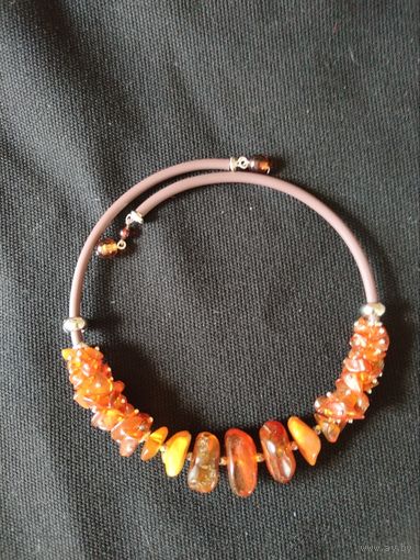 Чокеры янтарь