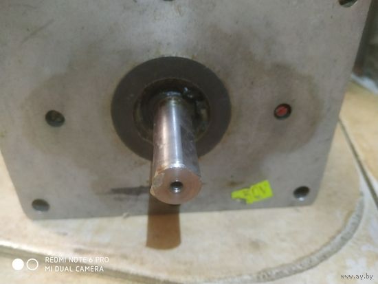 Электродвигатель 30в 1100 оборотов 1,5 ньютона