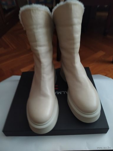 Женские ботинки зимние HALMANERA(Италия),размер 38,натуральная кожа,натуральный мех