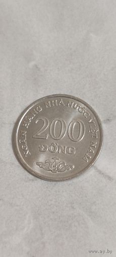 Вьетнам 200 донг 2003