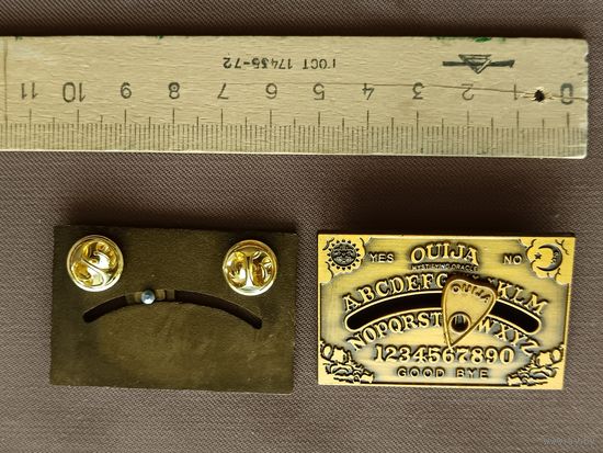 Знак "Доска Уиджи для спиритических сеансов вызова душ умерших", подробнее см. в описании лота, к-1 с.д. (3956)