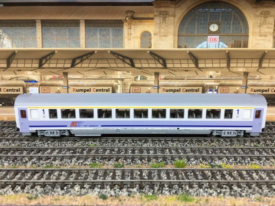 Пассажирский вагон PKP Intercity (1-го класса) PIKO. Масштаб НО 1:87.