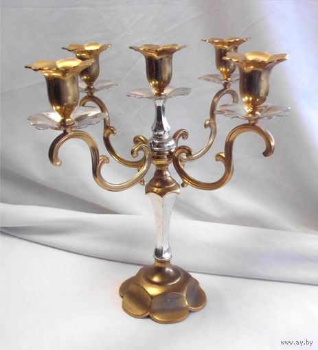 Подсвечник Канделябр на пять свечей 28 х 28 см