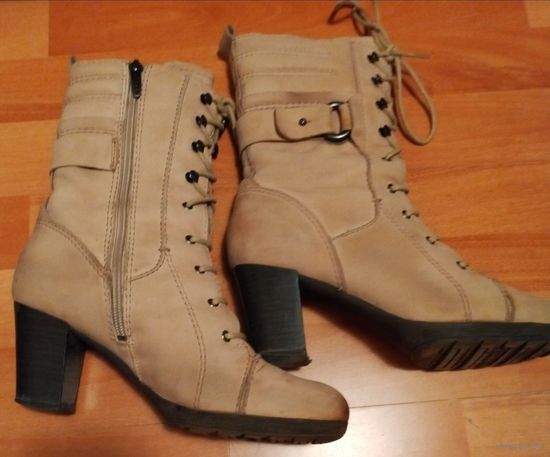 Женские полусапожки . кожа Tamaris .