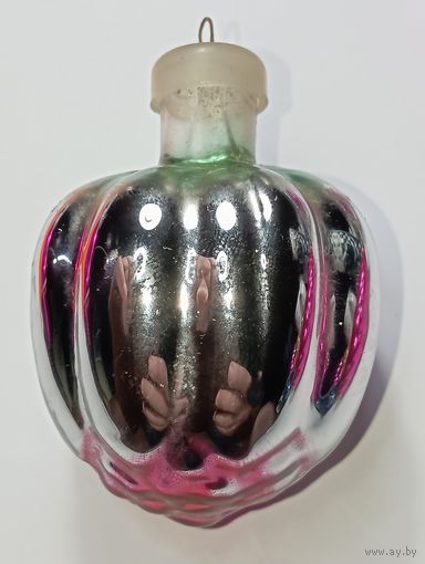 Ёлочная игрушка - БУТОН . КРЕМЛЕВСКАЯ ИГРУШКА , ТОЛСТОЕ СТЕКЛО , СССР