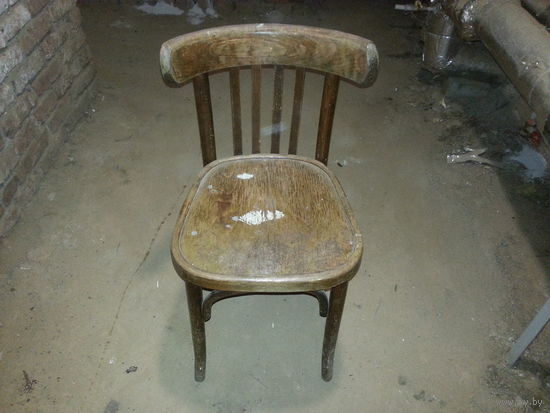 Стул старый