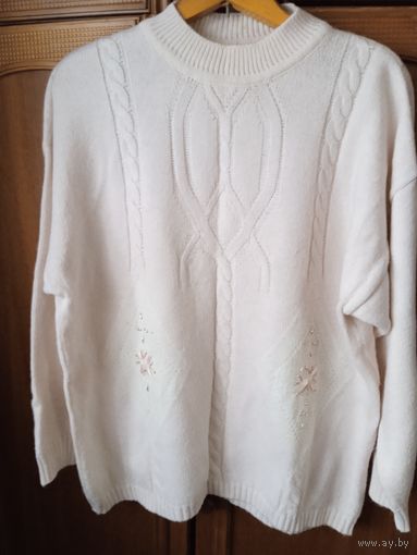 Свитер женский 60-62 размер,теплый