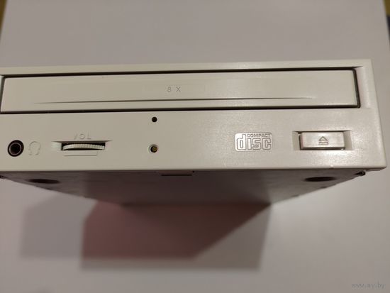 IDE привод CD-ROM Mitsumi 8X